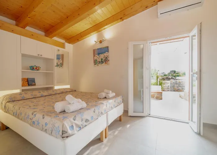 Holiday home Azalea Isola di Ustica
